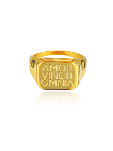 Love conquers - ring